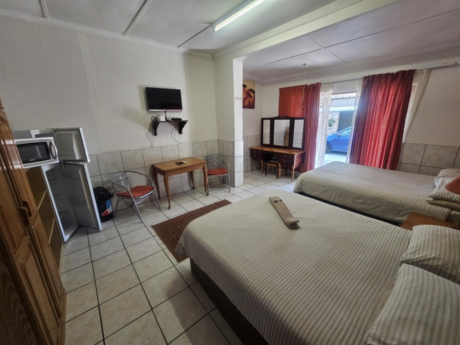 10 Bedroom Property for Sale in Bluff KwaZulu-Natal