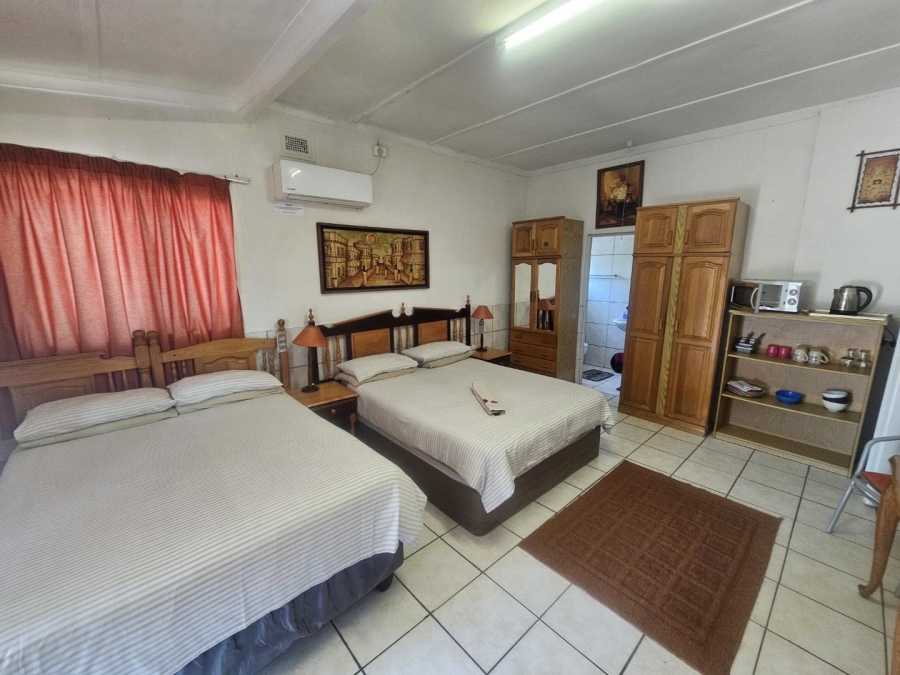 10 Bedroom Property for Sale in Bluff KwaZulu-Natal