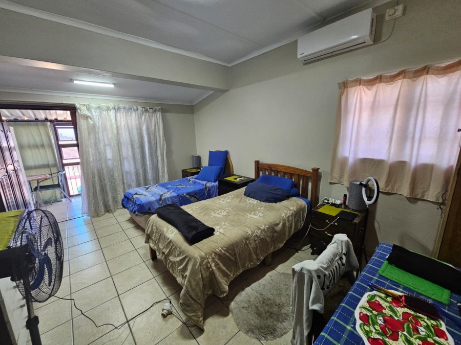 10 Bedroom Property for Sale in Bluff KwaZulu-Natal