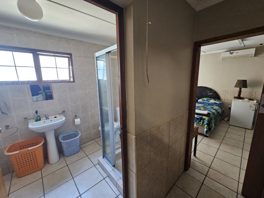 10 Bedroom Property for Sale in Bluff KwaZulu-Natal