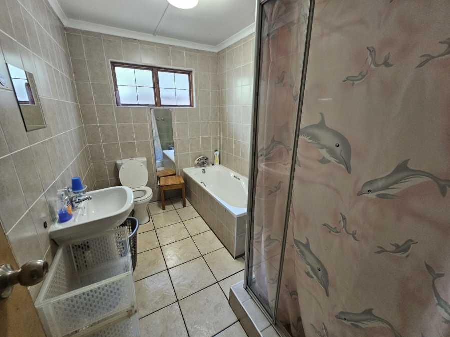 10 Bedroom Property for Sale in Bluff KwaZulu-Natal