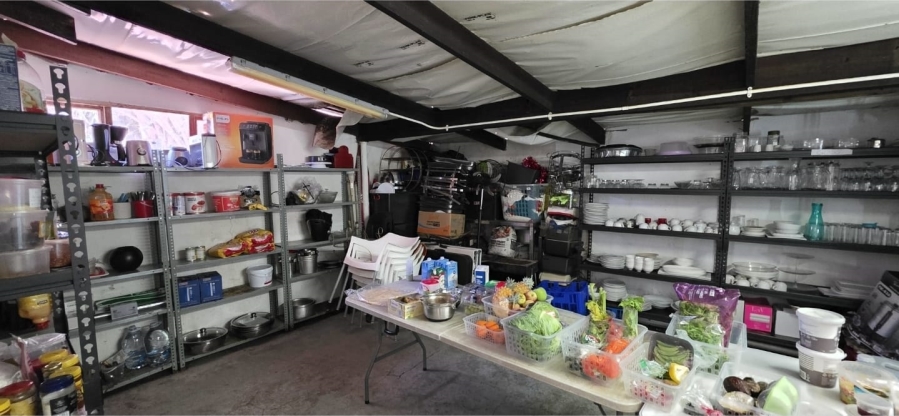 To Let Commercial Property for Rent in Bluff KwaZulu-Natal