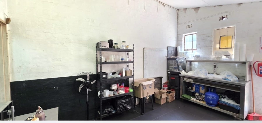To Let Commercial Property for Rent in Bluff KwaZulu-Natal