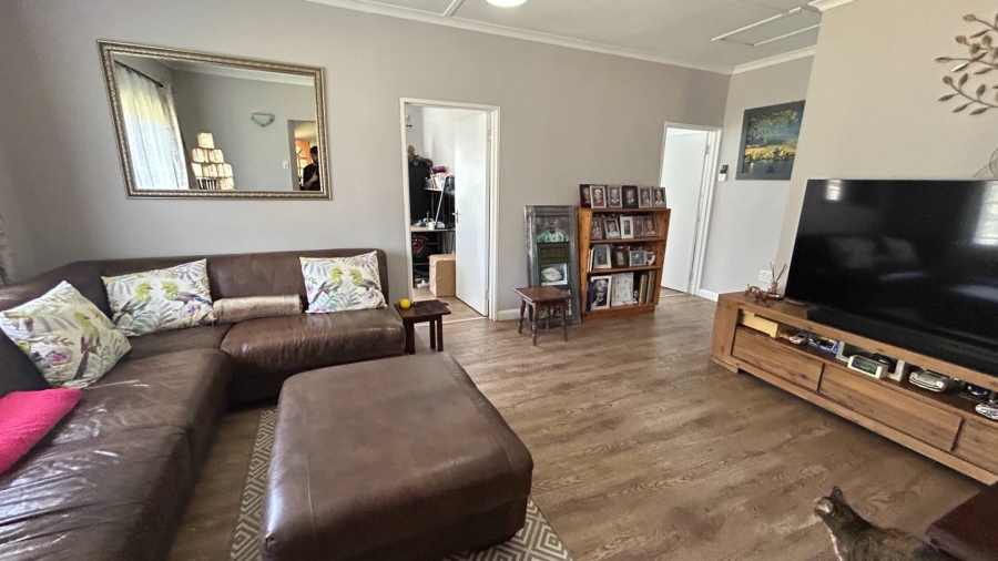 3 Bedroom Property for Sale in Winston Park KwaZulu-Natal