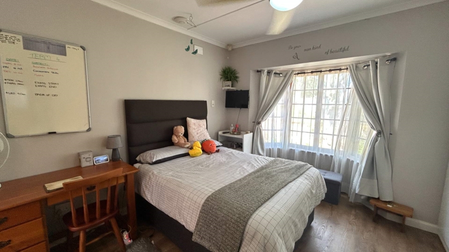 3 Bedroom Property for Sale in Winston Park KwaZulu-Natal