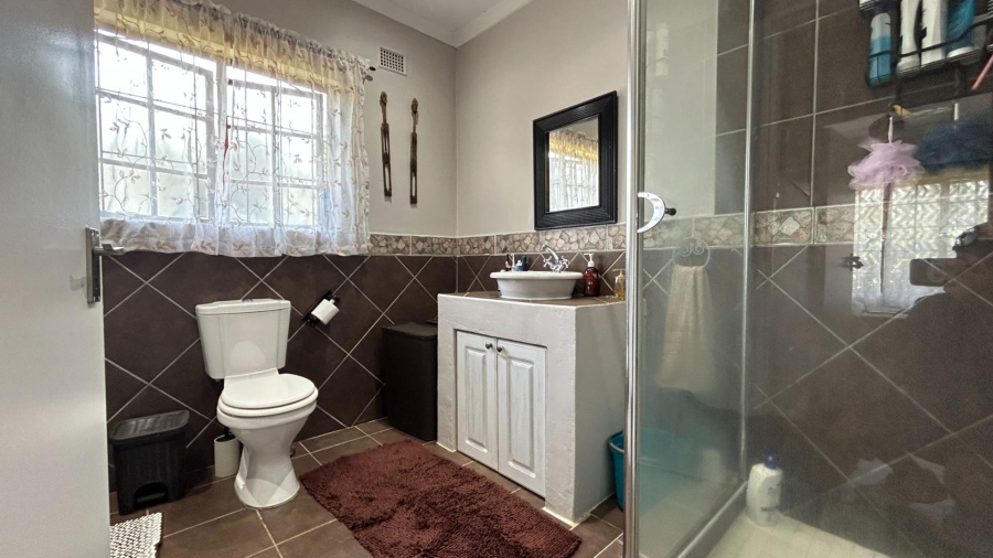 3 Bedroom Property for Sale in Winston Park KwaZulu-Natal