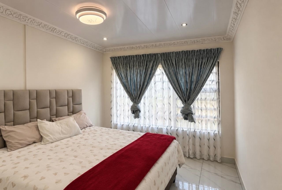 3 Bedroom Property for Sale in Aviary Hill KwaZulu-Natal