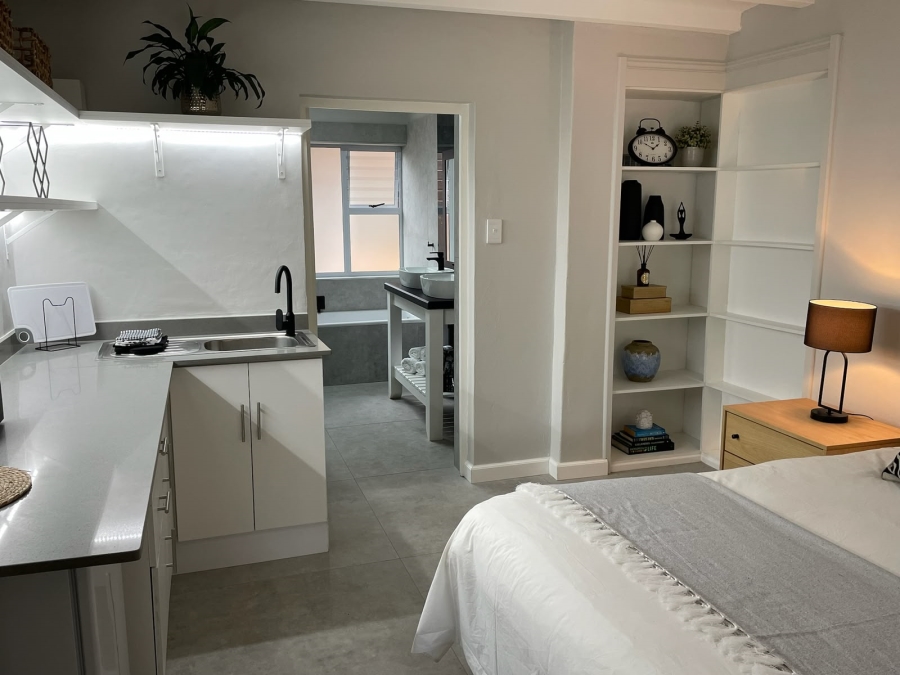 To Let 1 Bedroom Property for Rent in La Lucia KwaZulu-Natal