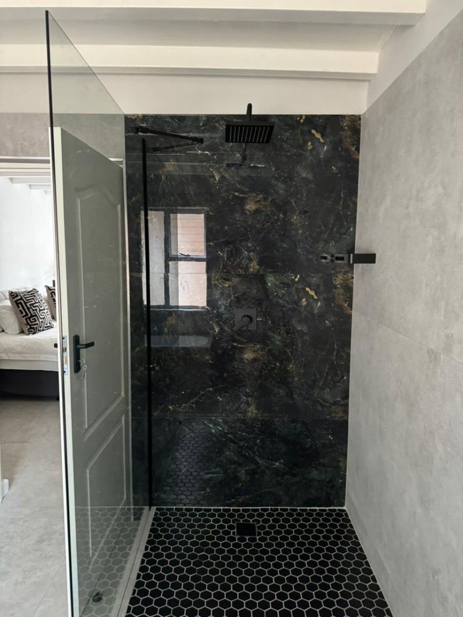 To Let 1 Bedroom Property for Rent in La Lucia KwaZulu-Natal