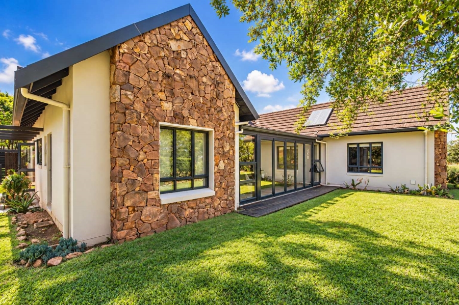 4 Bedroom Property for Sale in Cotswold Downs Estates KwaZulu-Natal