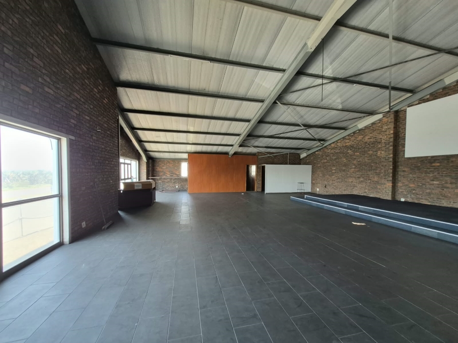 To Let Commercial Property for Rent in Richards Bay KwaZulu-Natal
