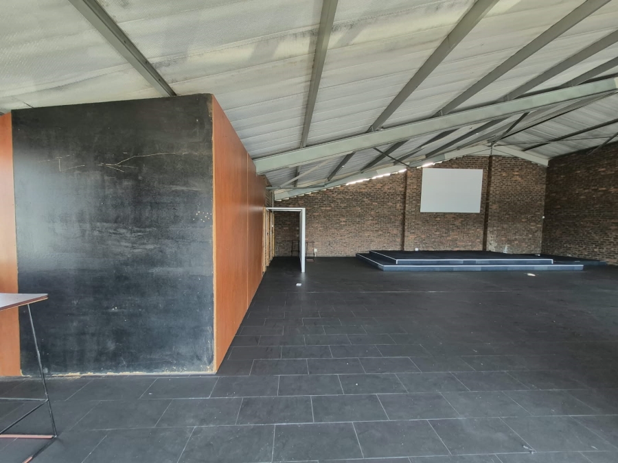 To Let Commercial Property for Rent in Richards Bay KwaZulu-Natal