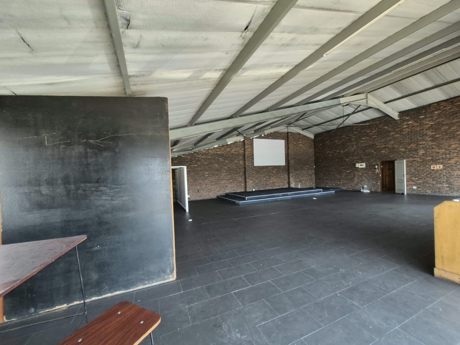 To Let Commercial Property for Rent in Richards Bay KwaZulu-Natal