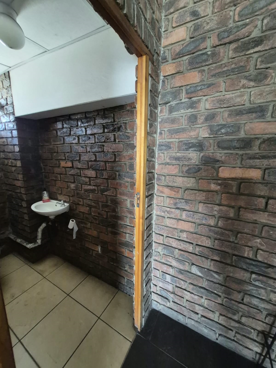 To Let Commercial Property for Rent in Richards Bay KwaZulu-Natal