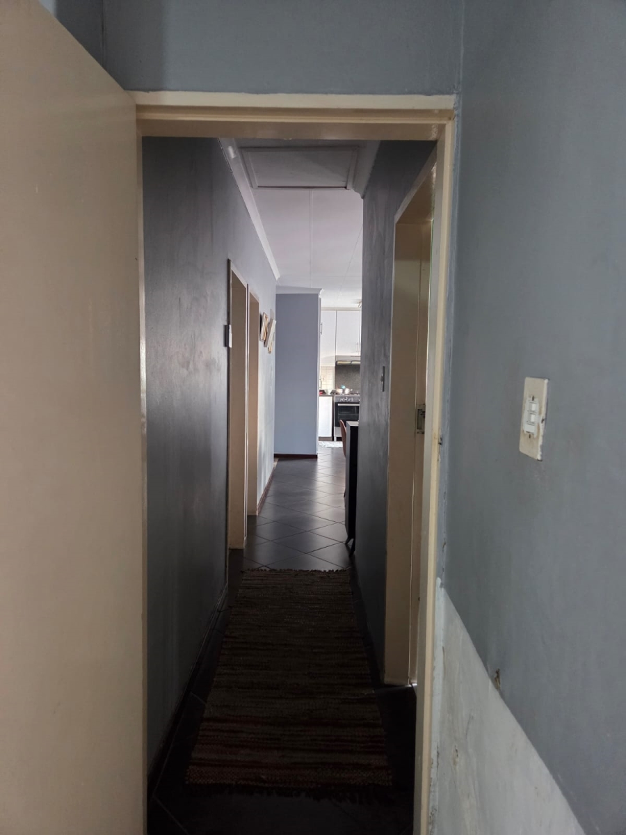 To Let 3 Bedroom Property for Rent in Malvern KwaZulu-Natal