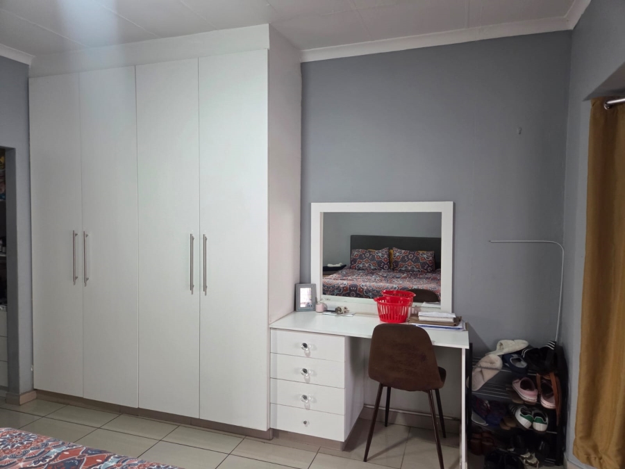 To Let 3 Bedroom Property for Rent in Malvern KwaZulu-Natal