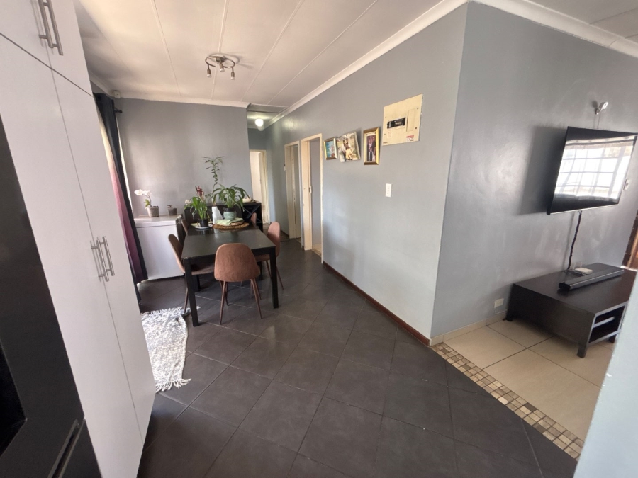 To Let 3 Bedroom Property for Rent in Malvern KwaZulu-Natal