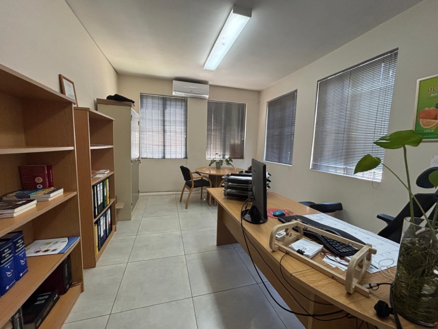 To Let Commercial Property for Rent in Hillcrest KwaZulu-Natal