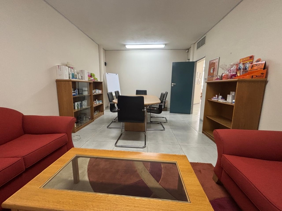 To Let Commercial Property for Rent in Hillcrest KwaZulu-Natal