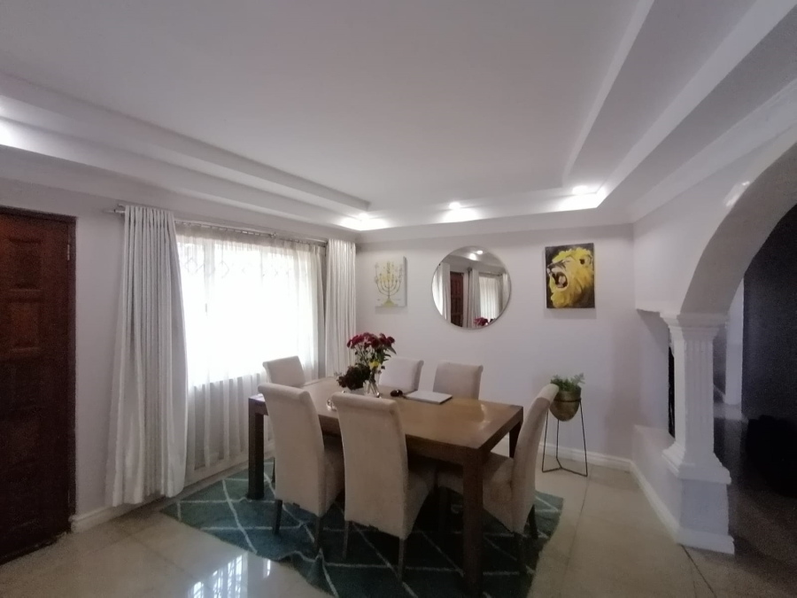 4 Bedroom Property for Sale in Escombe KwaZulu-Natal