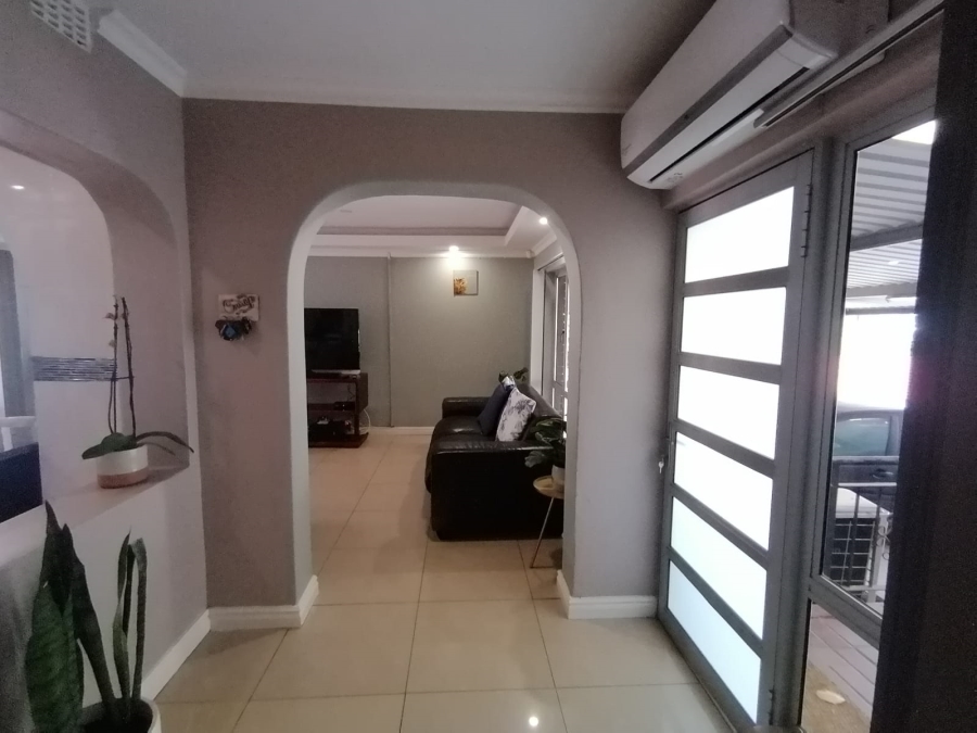 4 Bedroom Property for Sale in Escombe KwaZulu-Natal