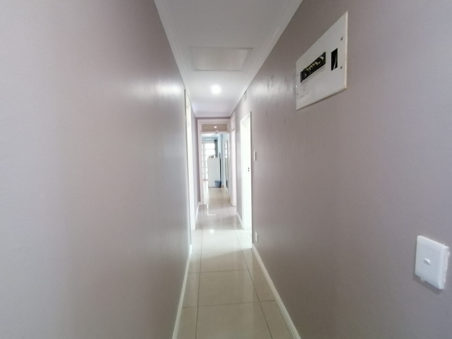 4 Bedroom Property for Sale in Escombe KwaZulu-Natal