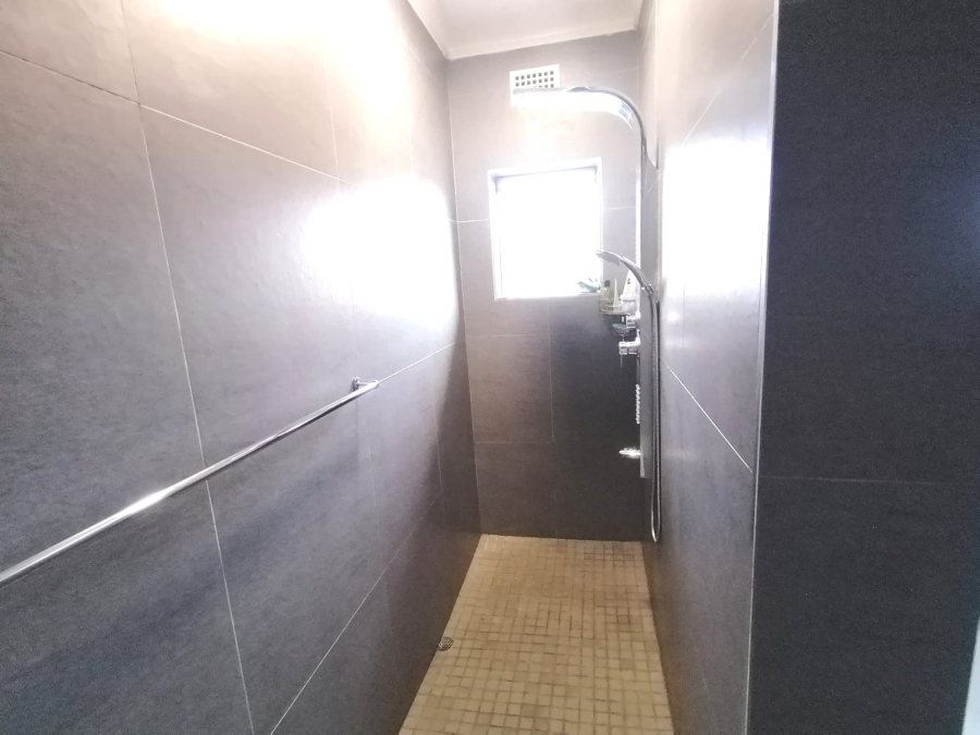 4 Bedroom Property for Sale in Escombe KwaZulu-Natal