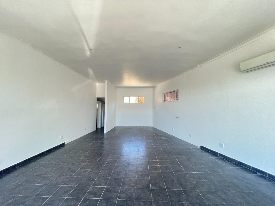 To Let Commercial Property for Rent in Glen Ashley KwaZulu-Natal