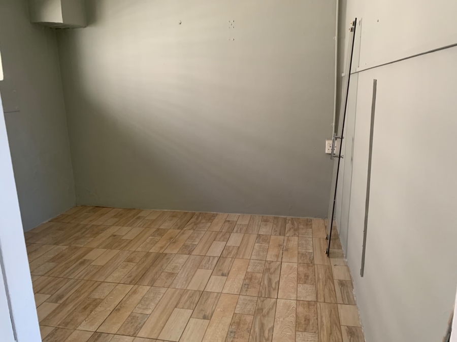 To Let 1 Bedroom Property for Rent in Napierville KwaZulu-Natal