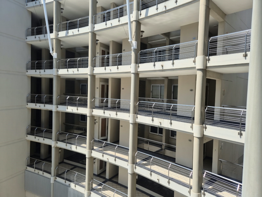1 Bedroom Property for Sale in Point KwaZulu-Natal