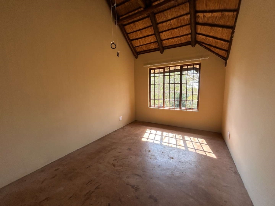 To Let 2 Bedroom Property for Rent in Crestholme KwaZulu-Natal