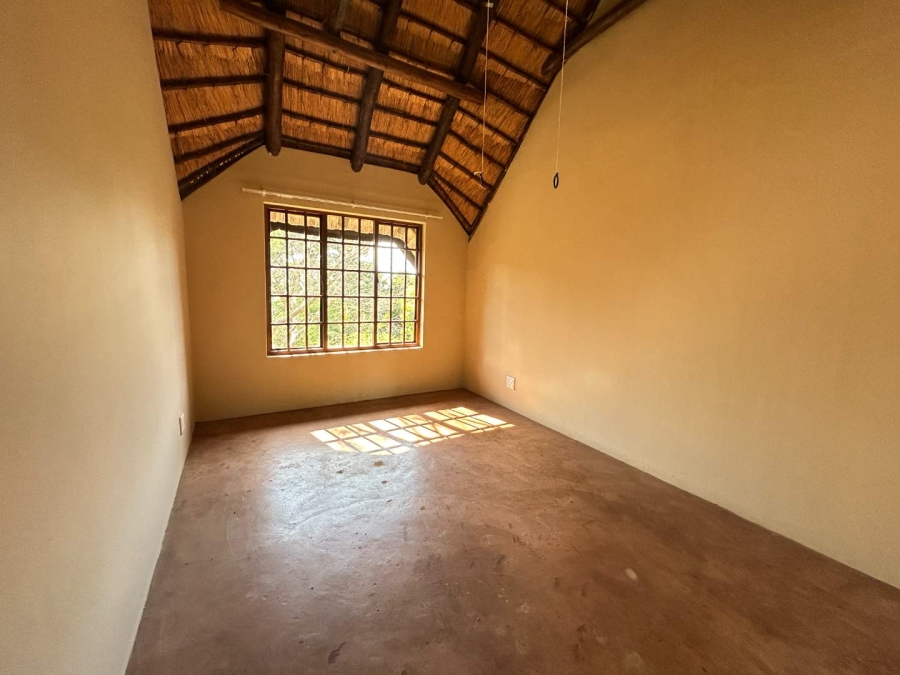 To Let 2 Bedroom Property for Rent in Crestholme KwaZulu-Natal