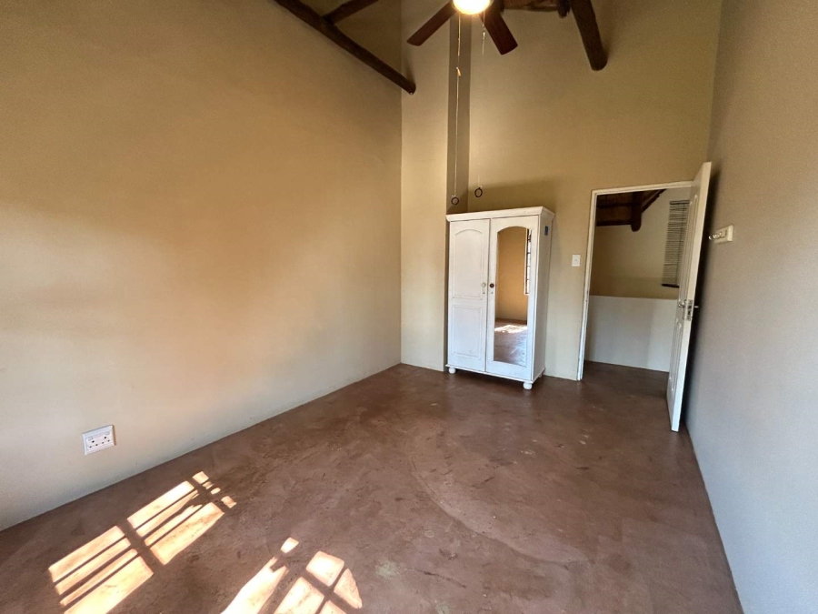 To Let 2 Bedroom Property for Rent in Crestholme KwaZulu-Natal