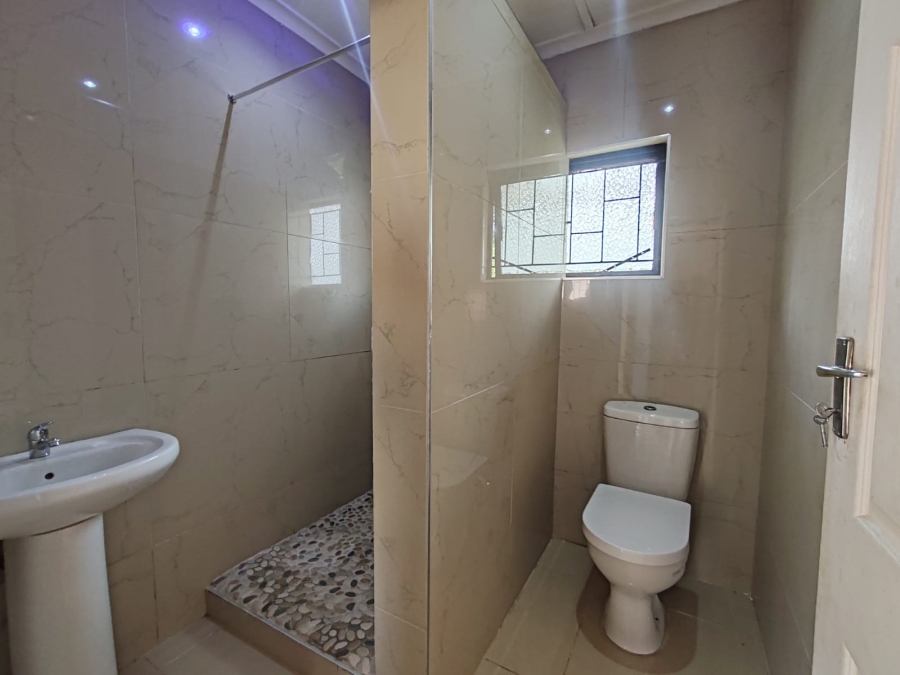 To Let 2 Bedroom Property for Rent in Motalabad KwaZulu-Natal