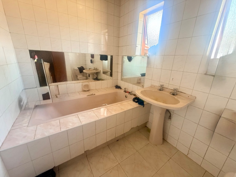 4 Bedroom Property for Sale in Vryheid KwaZulu-Natal