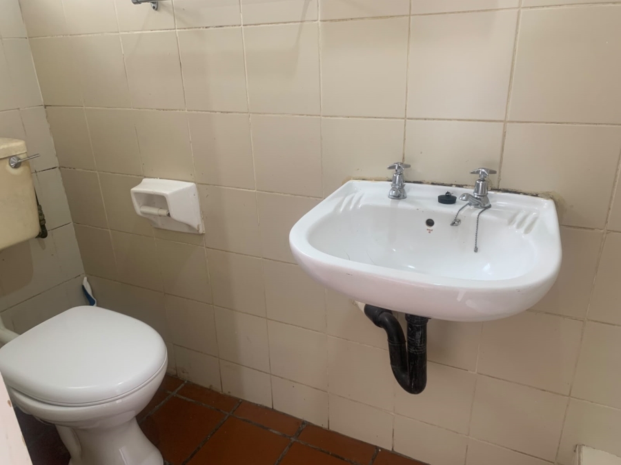 To Let 1 Bedroom Property for Rent in Scottsville KwaZulu-Natal