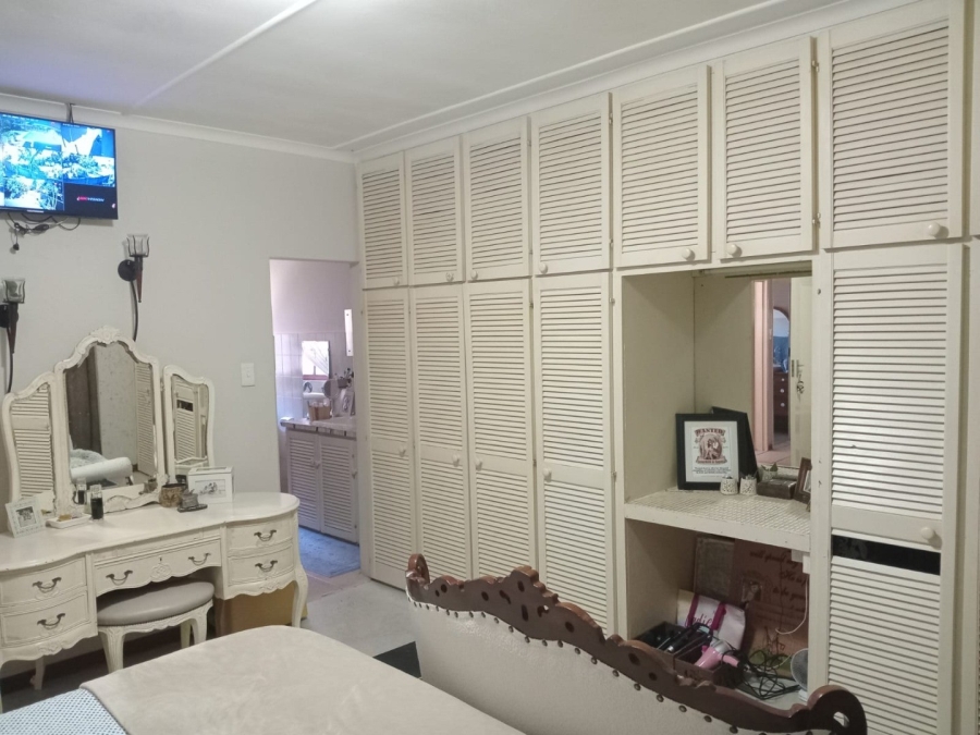 Commercial Property for Sale in Veld En Vlei KwaZulu-Natal