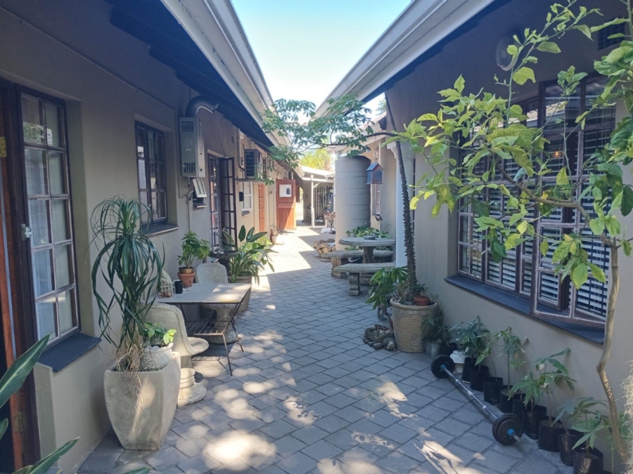 Commercial Property for Sale in Veld En Vlei KwaZulu-Natal