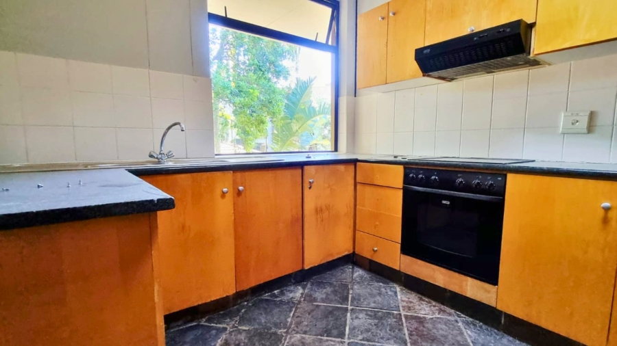 To Let Commercial Property for Rent in La Lucia KwaZulu-Natal