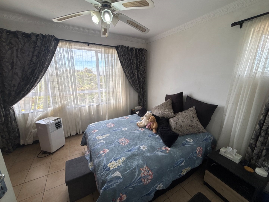 To Let 2 Bedroom Property for Rent in Northdene KwaZulu-Natal