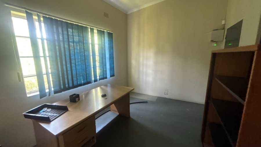 To Let Commercial Property for Rent in Howick KwaZulu-Natal