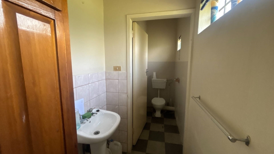 To Let Commercial Property for Rent in Howick KwaZulu-Natal