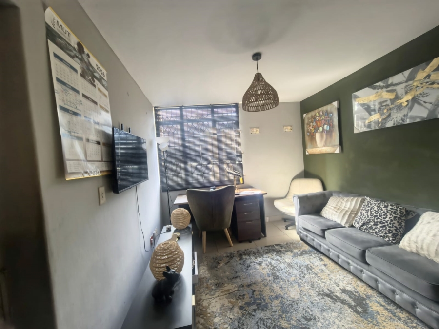 2 Bedroom Property for Sale in Bellair KwaZulu-Natal