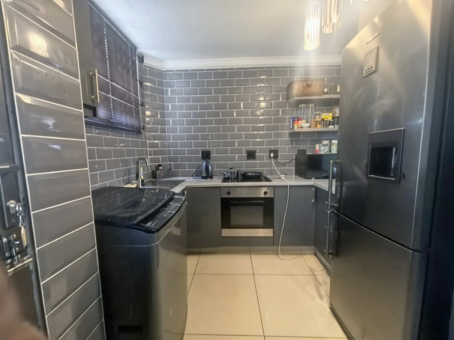 2 Bedroom Property for Sale in Bellair KwaZulu-Natal