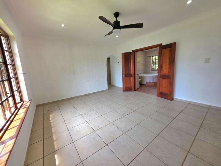 4 Bedroom Property for Sale in Waterfall KwaZulu-Natal