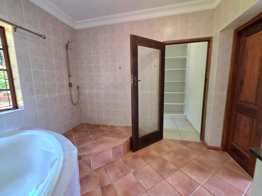 4 Bedroom Property for Sale in Waterfall KwaZulu-Natal