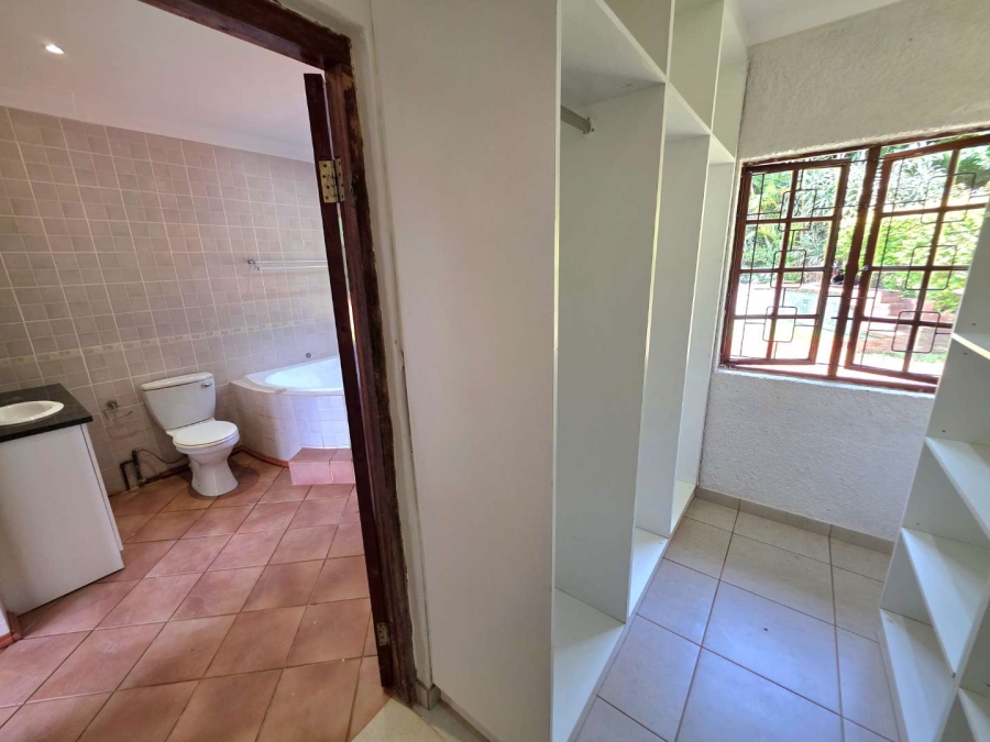 4 Bedroom Property for Sale in Waterfall KwaZulu-Natal