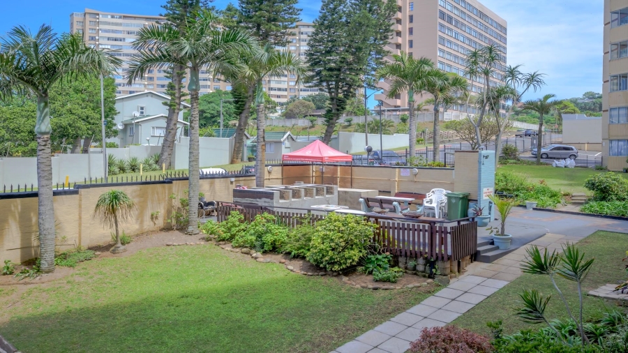 2 Bedroom Property for Sale in Amanzimtoti KwaZulu-Natal