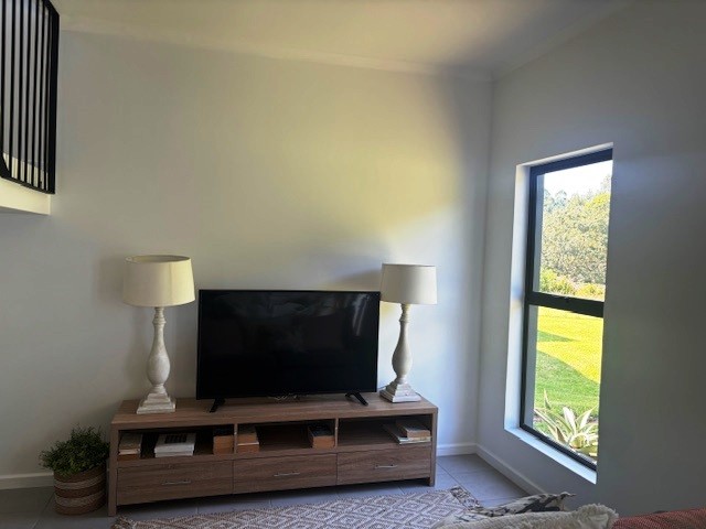 To Let 2 Bedroom Property for Rent in Waterfall KwaZulu-Natal