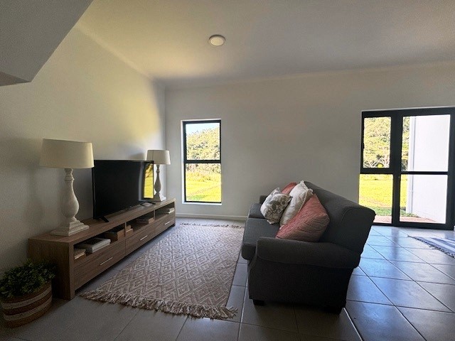 To Let 2 Bedroom Property for Rent in Waterfall KwaZulu-Natal